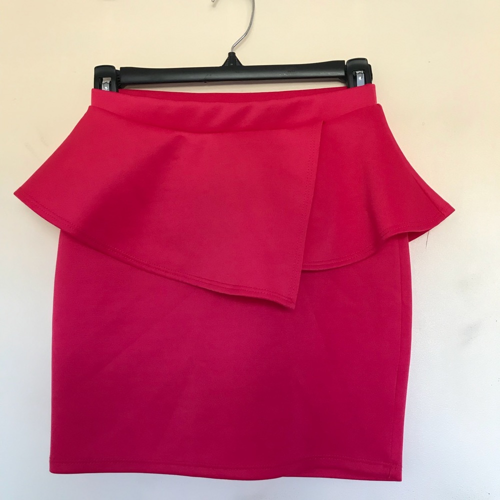 Pink bodycon skirt
